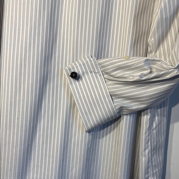 Pronto Uomo White and Gray Stripe Dress Shirt with Pointed Collar - Picture 3 of 7